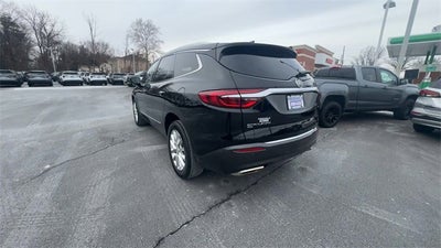 2020 Buick Enclave Essence