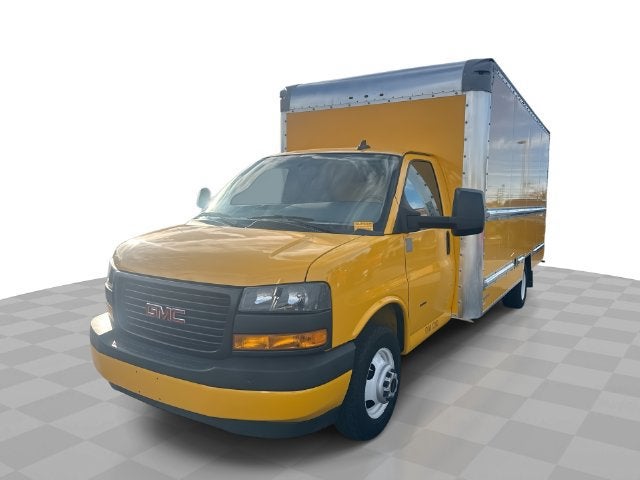 2023 GMC Savana Cutaway