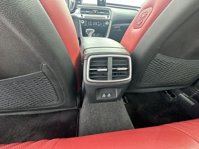 2024 Genesis G70 2.5T AWD