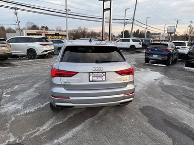 2021 Audi Q3 Premium Plus 40 TFSI quattro Tiptronic