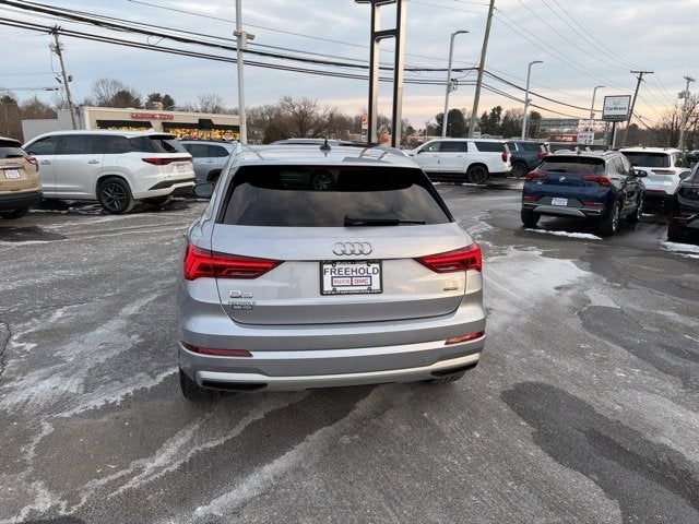 2021 Audi Q3 Premium Plus 40 TFSI quattro Tiptronic